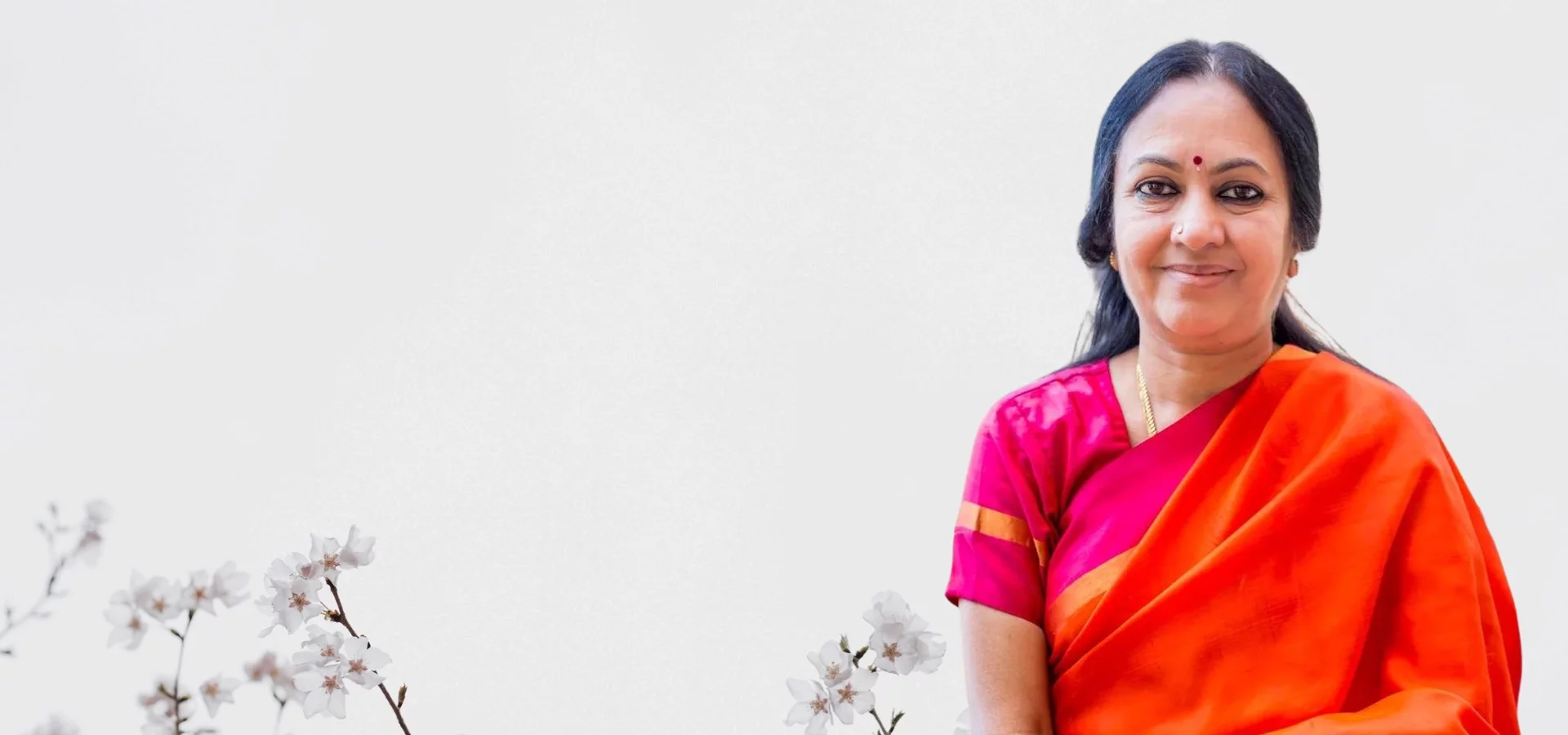 Bhanumathi with Sri Sri Ravi Shankar